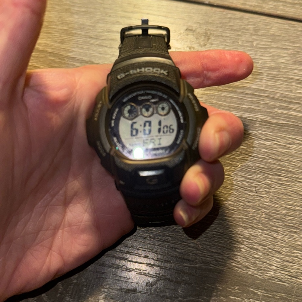 CASIO G-SHOCK 
Tough Solar Men's Military Watch